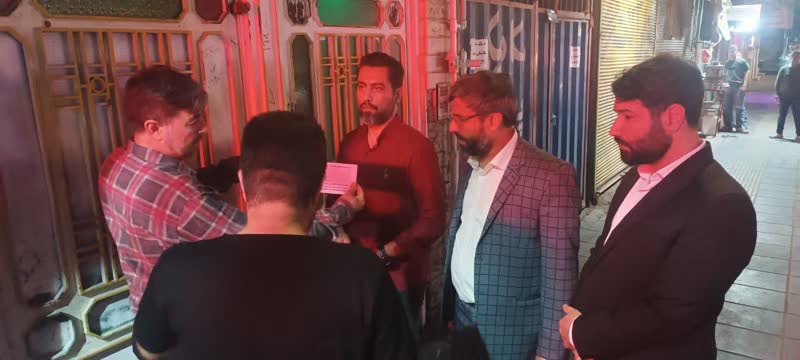 پاکسازی شبانه بوستانها و پلمب قهوهخانهها در قم پاکسازی شبانه بوستانها و پلمب قهوهخانهها در قم